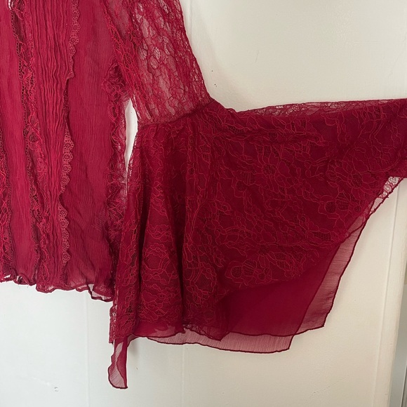 Alice + Olivia Burgundy Lace Blouse - Picture 2 of 7